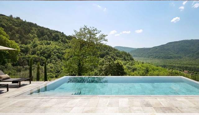 Wonderful private villa for 6 guests with A/C, private pool, WIFI, TV, terrace and panoramic view