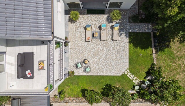 Wonderful private villa for 8 guests with private pool, A/C, WIFI, TV and terrace