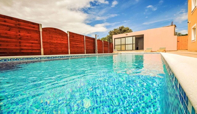 Wonderful private villa for 10 guests with private pool, WIFI, A/C, TV and terrace