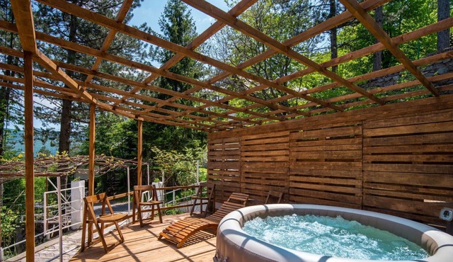 Wonderful private villa with private pool, WIFI, hot tub, TV, terrace, pets allowed and parking