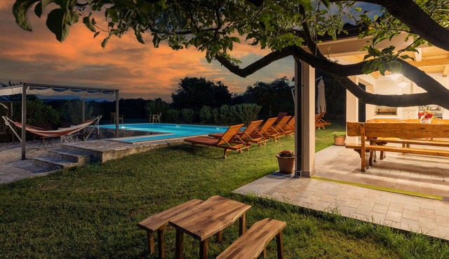 Wonderful private villa with private pool, A/C, WIFI, TV, terrace, pets allowed and parking