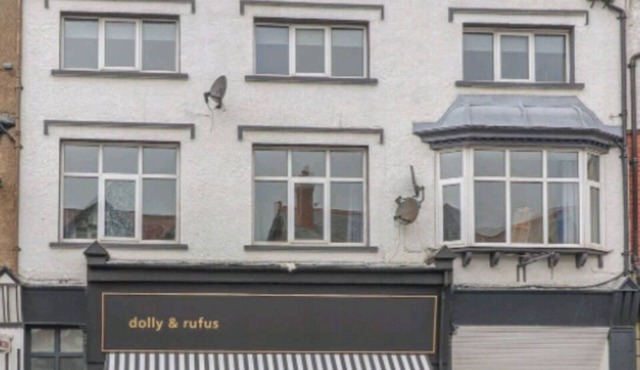 Wonderful spacious apartment 1 minute from the beach