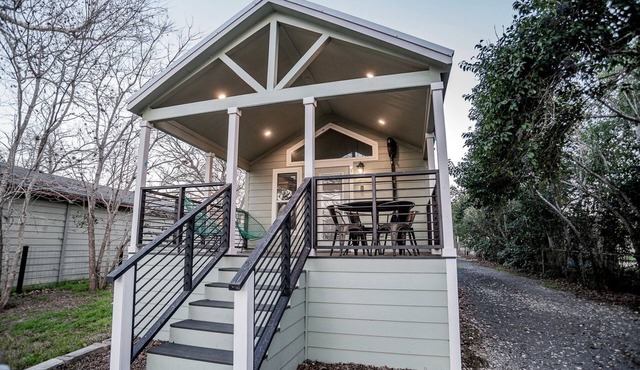 Wonderful Tiny House with River Access in Seguin, Texas