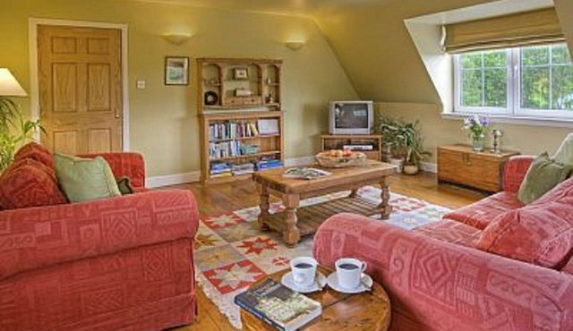 Wonderful Views and Privacy at the top of the house