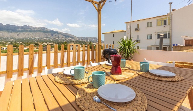 Wonderful Views Terrace 3BR Cottage - BBQ - AC