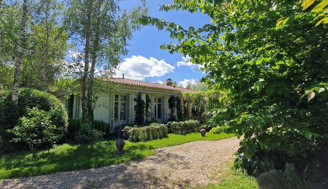 Wonderful Villa close to Beaches, golfs, best restaurants, near France