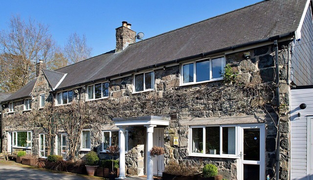 Wonderful villa for 12 people with WIFI, hot tub and terrace