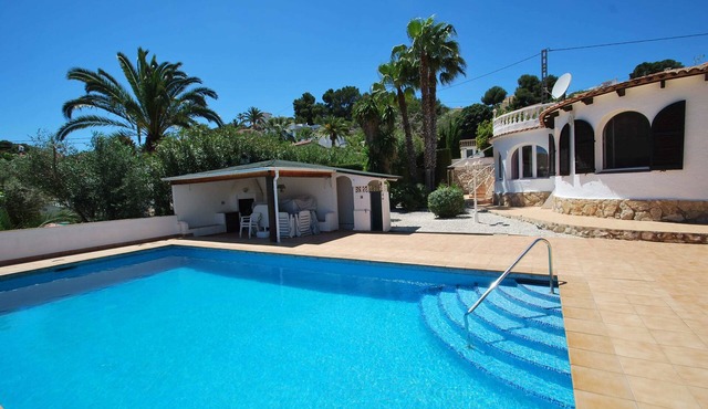 Wonderful villa with private pool and summer kitchen