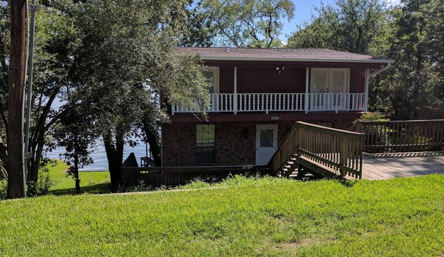 Wonderful Waterfront Home