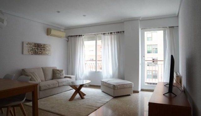 Wonderfull apartment in Valencia, your home for long stays - FALLAS 2025