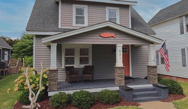 Wonderfully Updated and Renovated in the Historic District. 2-3 Night Min Stay