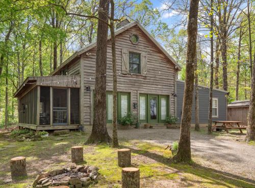Wonderland Cabin - Quiet, Family-Friendly Stay - Near The Barn