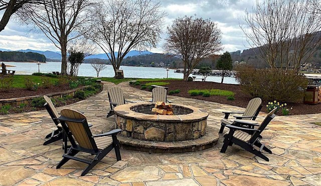 Wonderland for Water Afficionados. Free Wi-Fi, Parking, 1 Dog Free