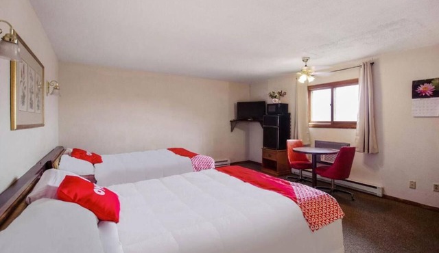 Wonders of Cheyenne Wells! 4 Pet-Friendly Units, Near Smoky River Golf Course