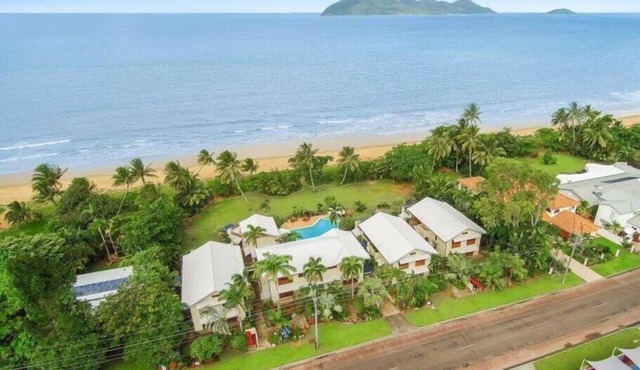 Wongalinga Absolute Beachfront ~ Tropical Oasis