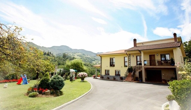 WOOD AND FREE WIFI ONLY THE 3min most visited place of Asturias.