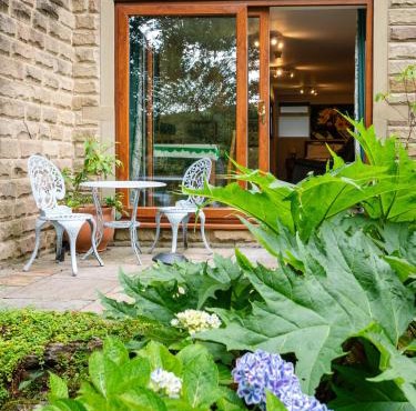 Wood Bank Studio Apartment