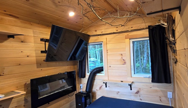 Wood Duck Cabin, Hike in or 4x4 vehicle, 120 m
