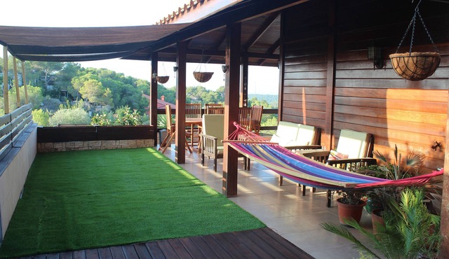 WOOD HOUSE MASSARANDUBA