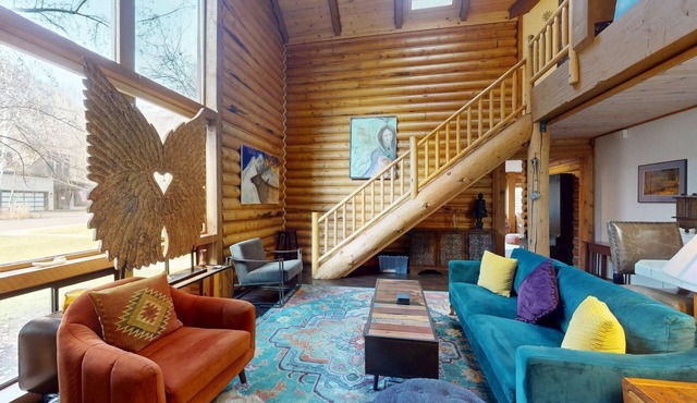 Wood River Cabin - Pet Friendly & Walking Distance to River Run