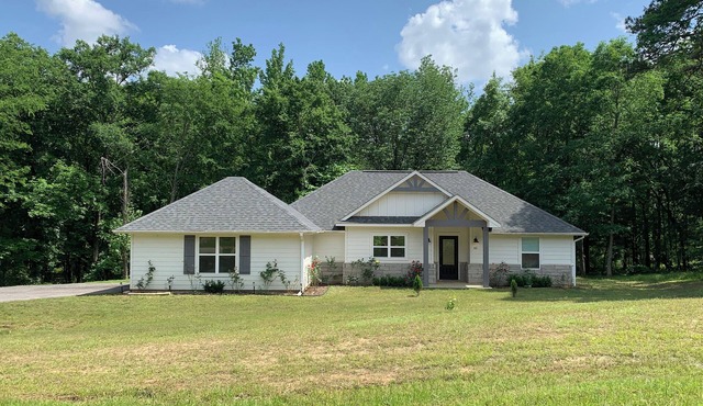 Wooded Retreat Near Lake Bob Sandlin