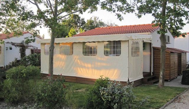 wooden chalet in the gardens of St Pierre