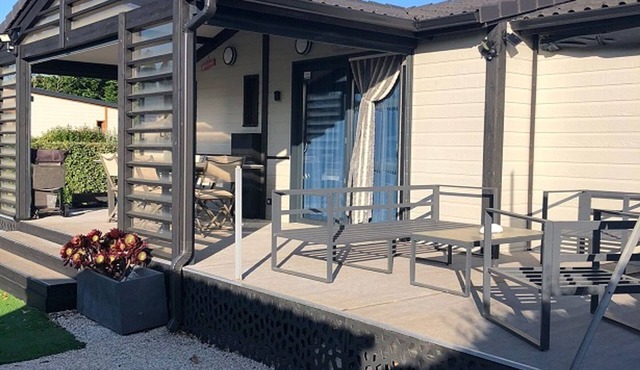 Wooden chalet 3 beds in secure estate with heated pool