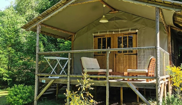 Wooden Chalet Bungalow on stilts for 5 people