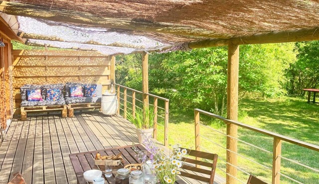 Wooden chalet in La Chaloupe, 20 mns from the beach!