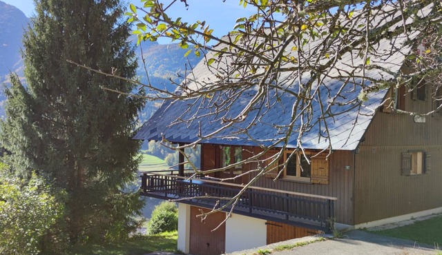 Wooden chalet in Chartreuse near Cirque de St Même