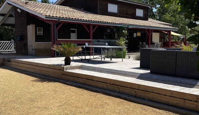Wooden house near Bordeaux