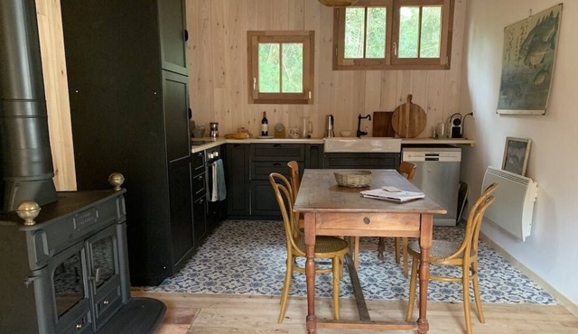 Wooden hut all comfort at the tip-44ha