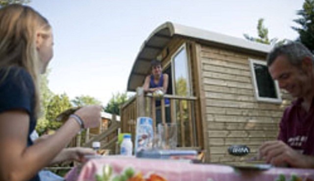 Wooden trailers, Number 5