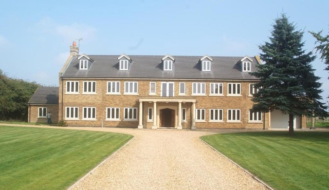 Woodhouse Farm Lodge