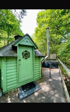 Woodland Cabin with Private Hot Tub