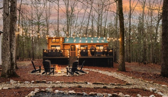 Woodland Chalet w/ deck, hot tub, & private lake