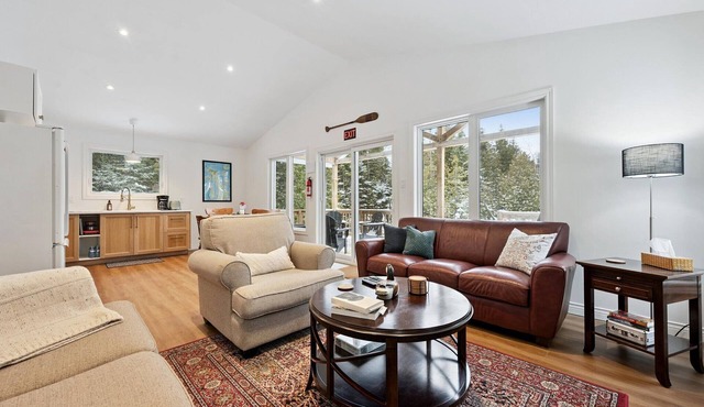 Woodland Cottage | Quiet Forest Escape | Lion's Head