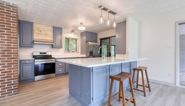 Woodland Manor Getaway