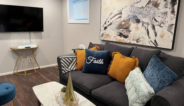 Woodland Park's Sunny Spacious Home