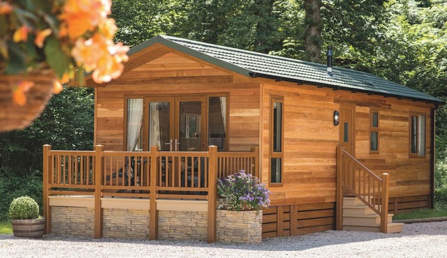 Woodland Retreat Plus