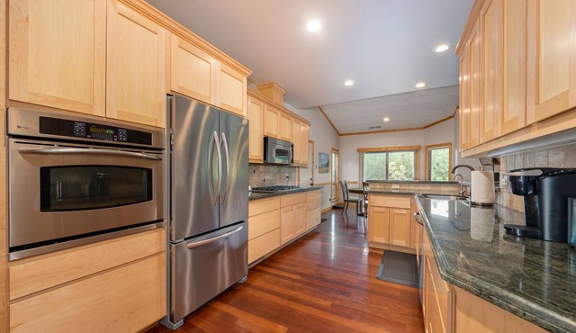 Woodland Retreat *30+ days only*