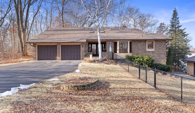 Woodland Retreat 5 minutes to Downtown Stillwater great amenities & pet friendly