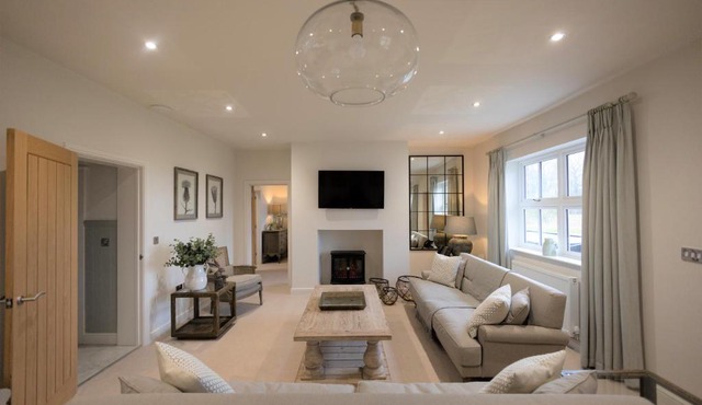 Woodlands Cottage, Wynyard Hall