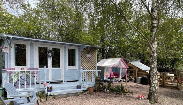 Woodlands Lodge - come and enjoy the good life