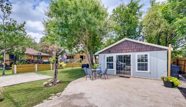 Woodlawn Lake Cottage