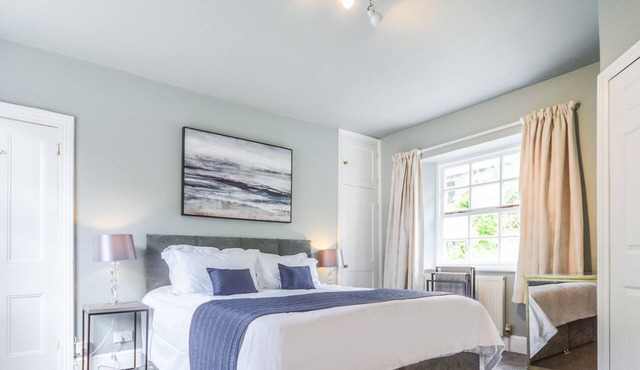 Woodleigh - sleeps 8 guests in 4 bedrooms