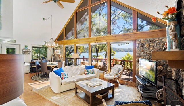 Woodmont Point - Wooded Private Lakefront Retreat With Deep Cove Dock and Great Swimming!