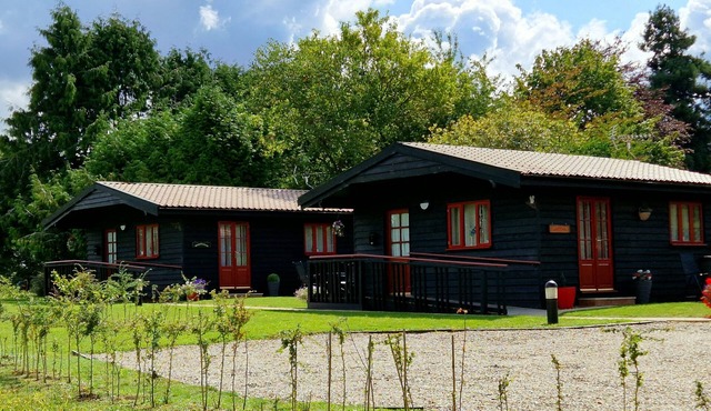 Woodpecker, Bespoke holiday lodge in beautiful Suffolk conservation village