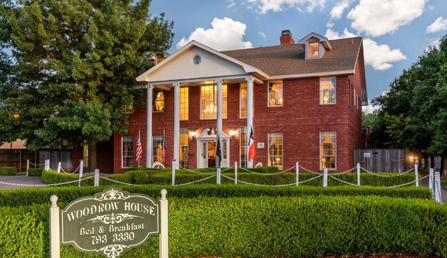 Woodrow House Bed & Breakfast