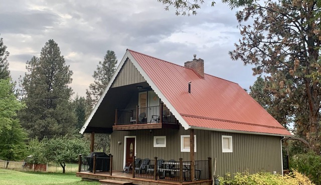 Woods Bay Chalet